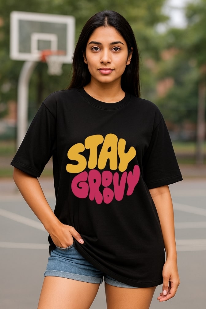 Women's Stay Groovy Printed Oversized T-shirt2